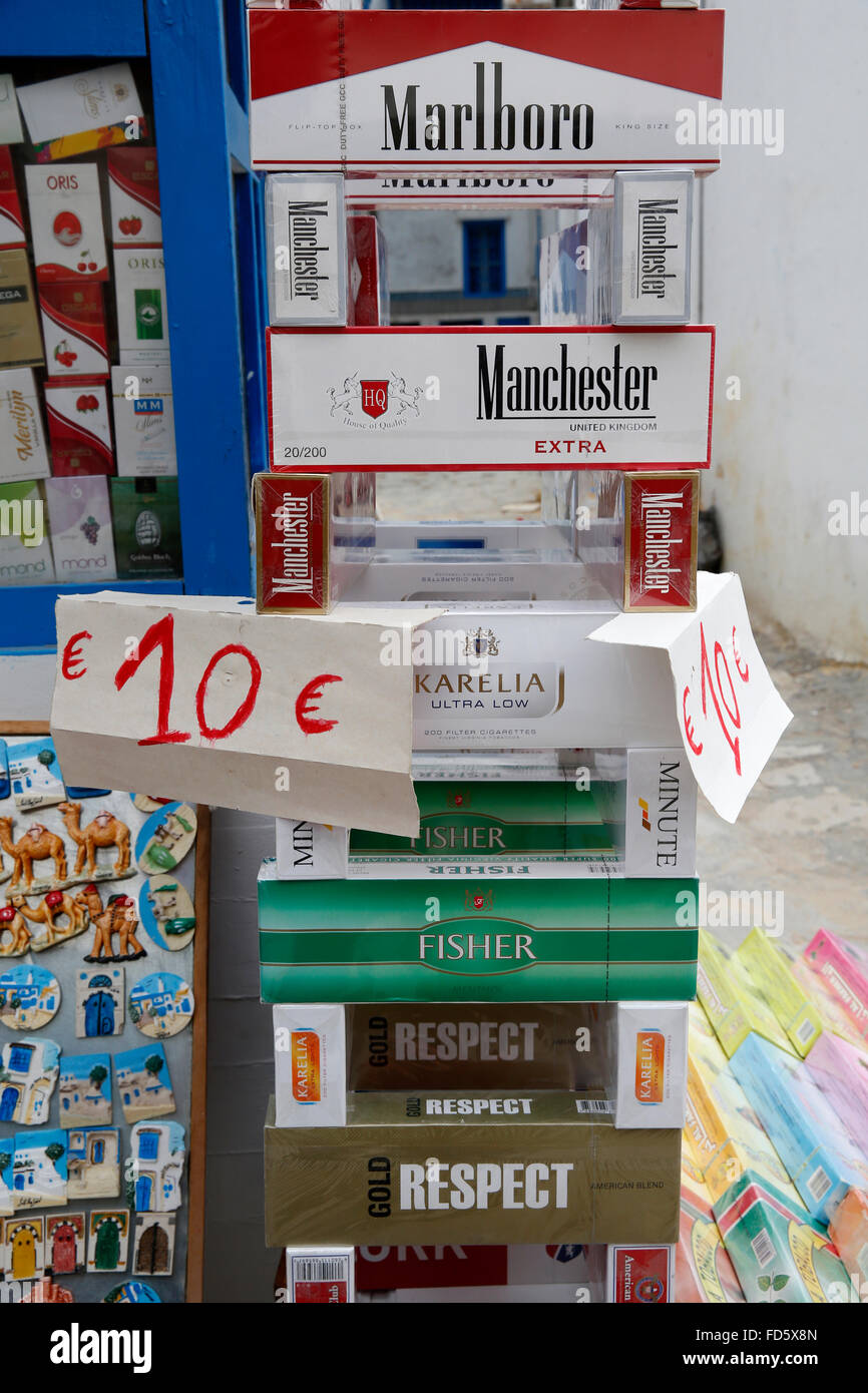 Cigarettes sold in Tunis Stock Photo