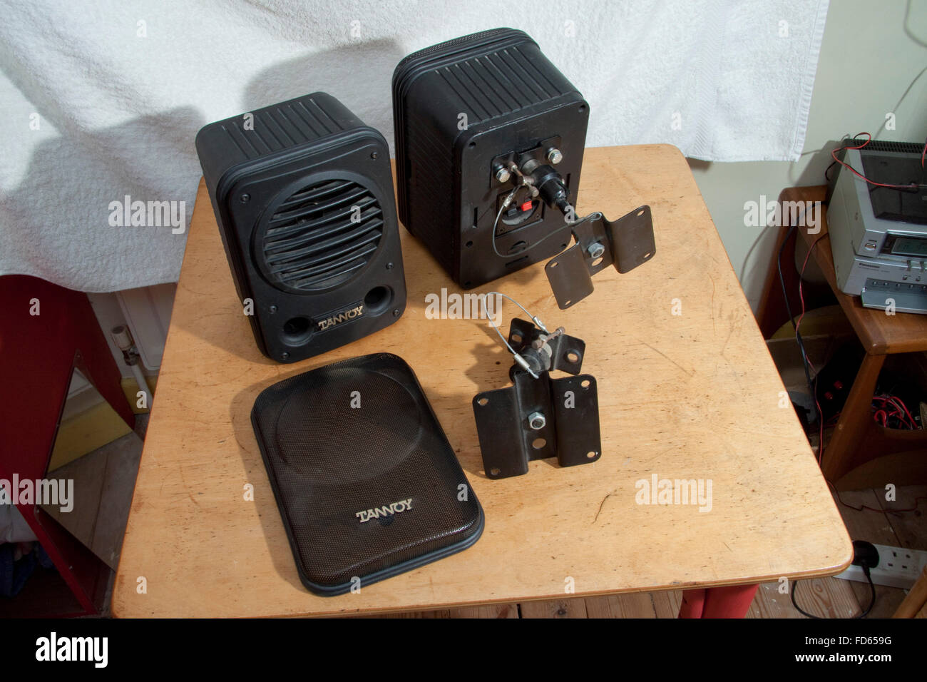 A pair of Tannoy CPA5 loudspeakers with mounting hardware Stock Photo