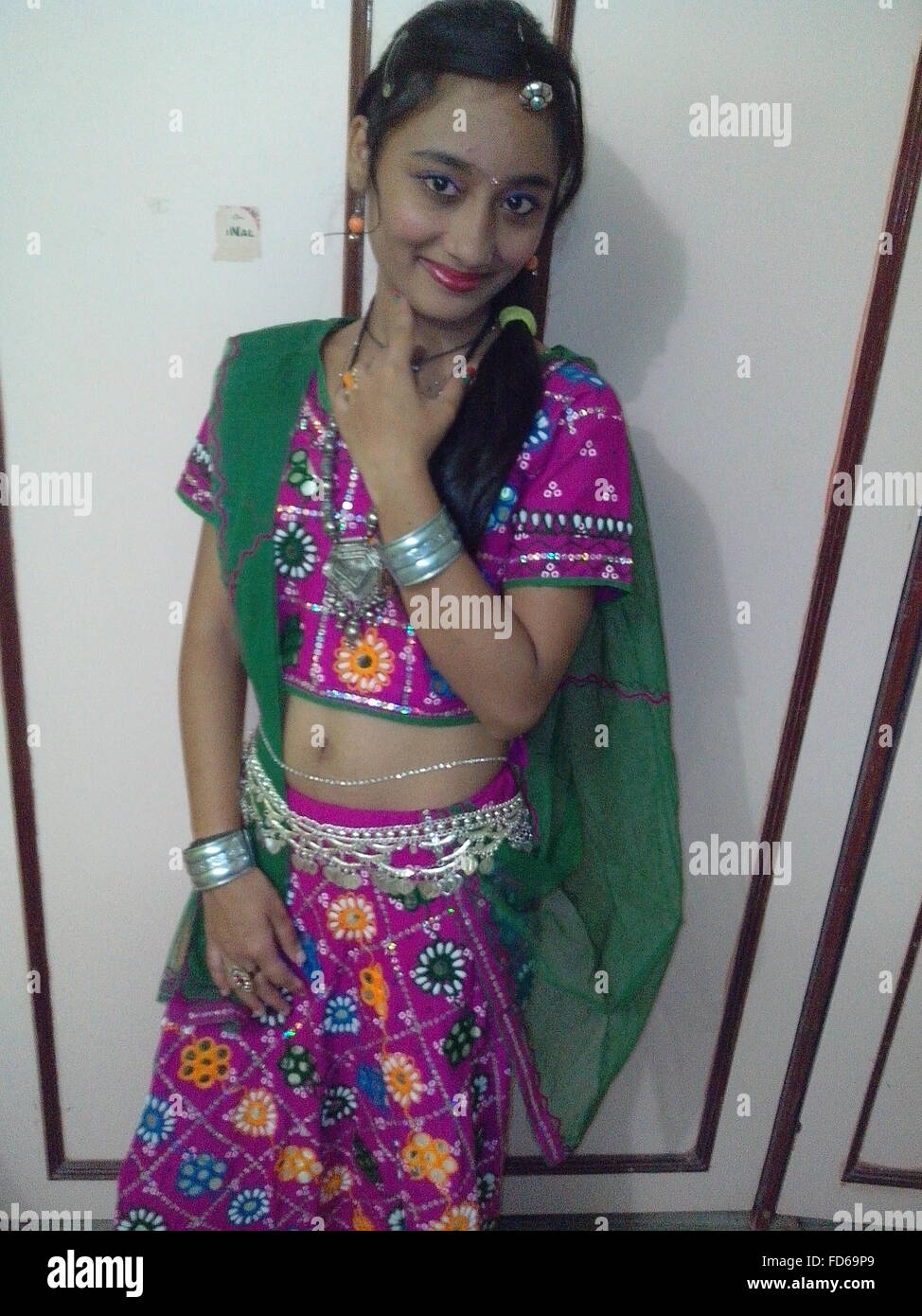 traditional indian dress for girl