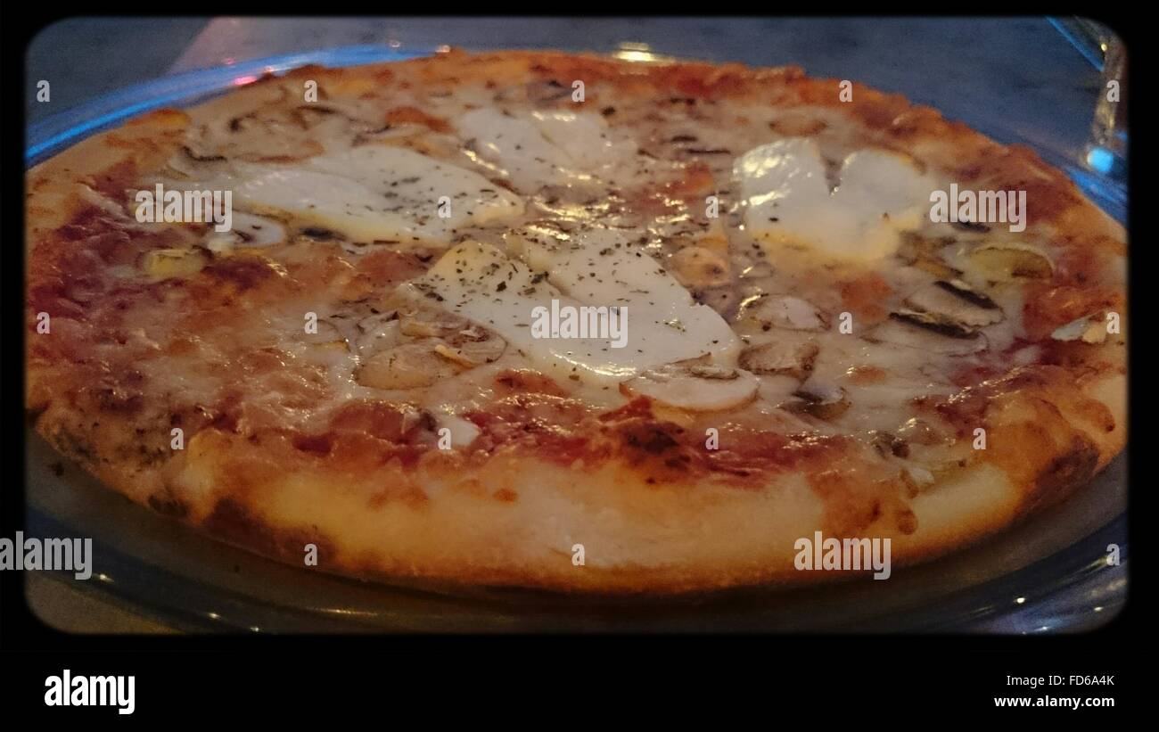 Pizza extreme close up hi-res stock photography and images - Alamy