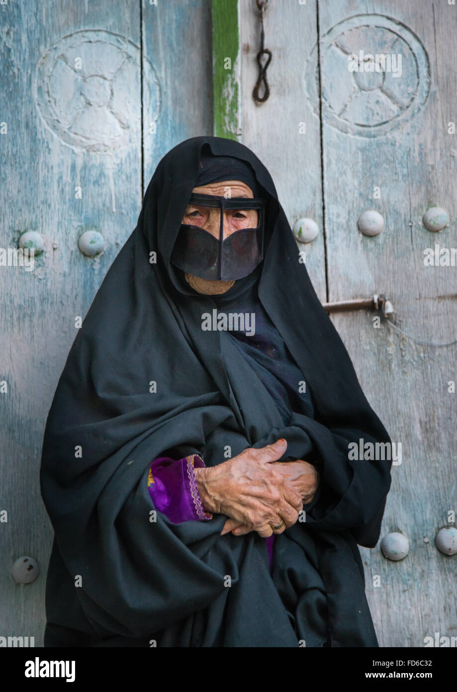 хунза пакистан. Middle age muslim women. старая женщина в платке. женщины в эмиратах. мариам амаш.