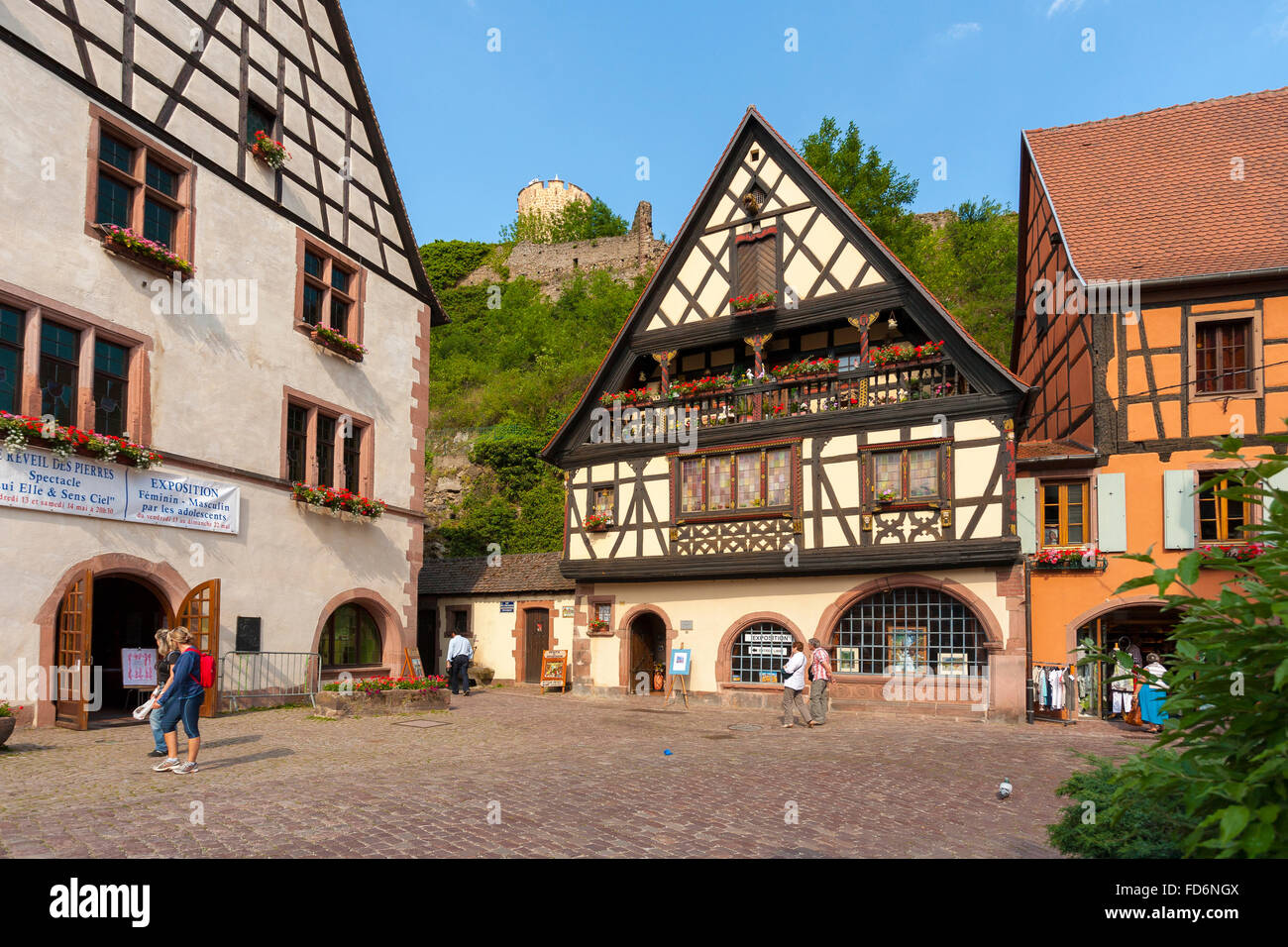 maison-herzer-half-timbered-house-in-kaysersberg-along-the-alsace-wine