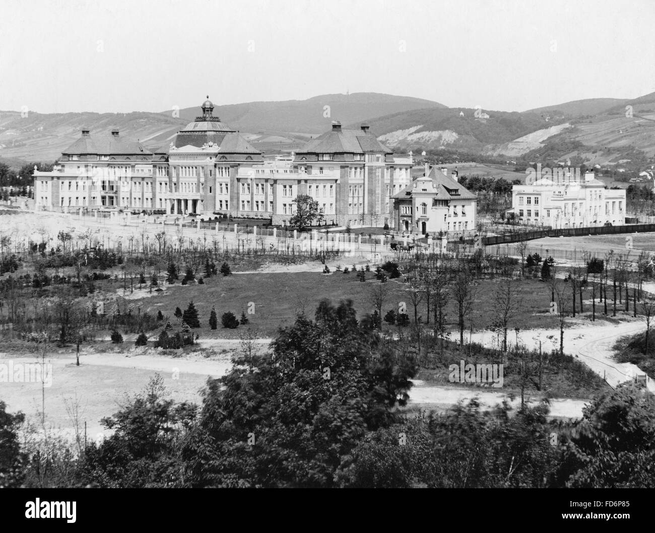 Hospital of the Wiener Kaufmannschaft in Vienna, 1910 Stock Photo