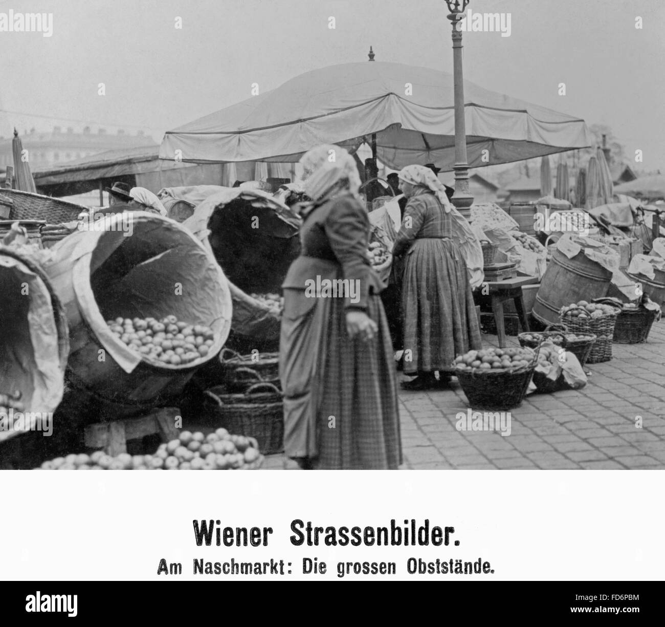 Fruit stalls at Naschmarkt in Vienna, 1909 Stock Photo