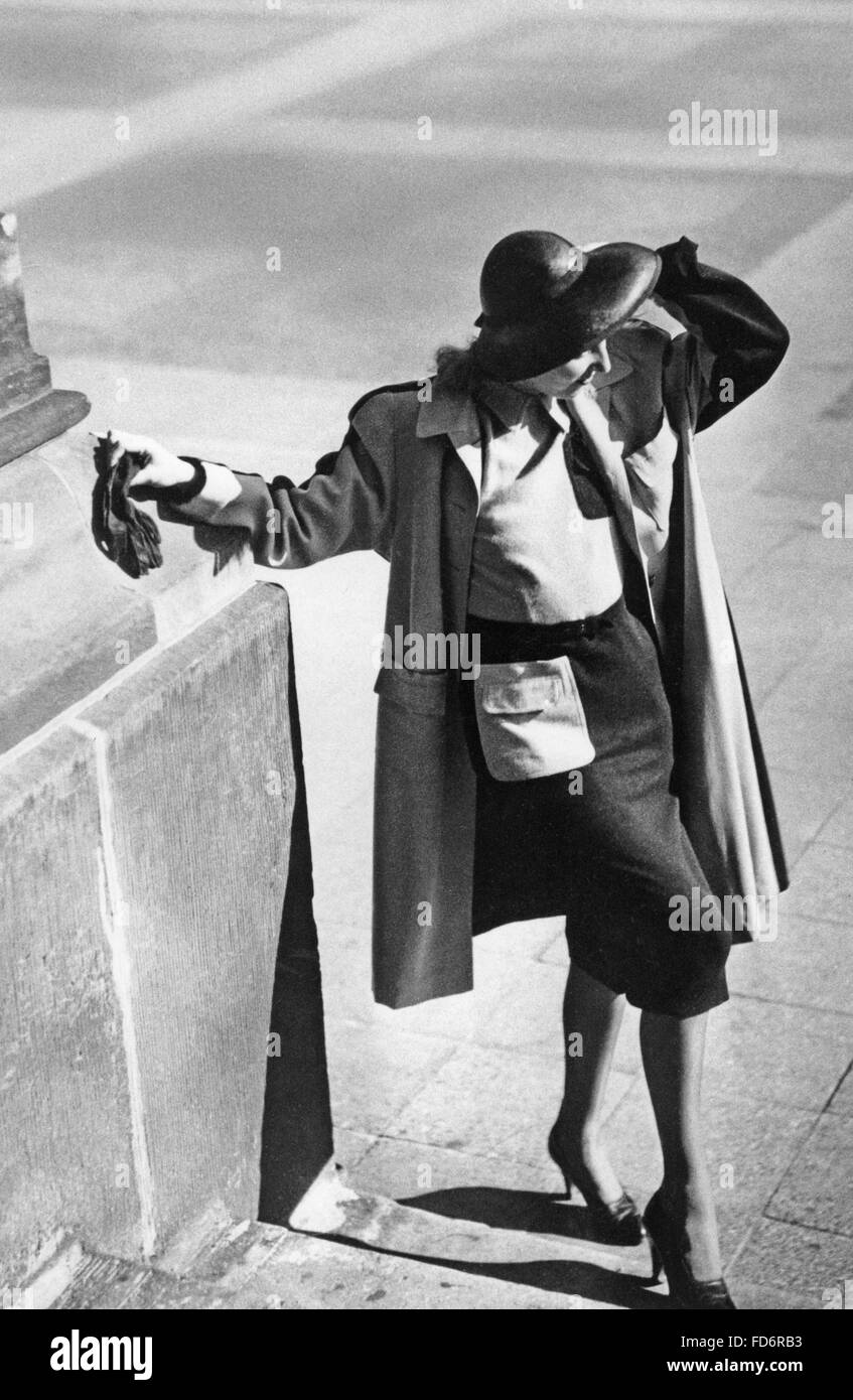 Women's fashion, 1941 Stock Photo