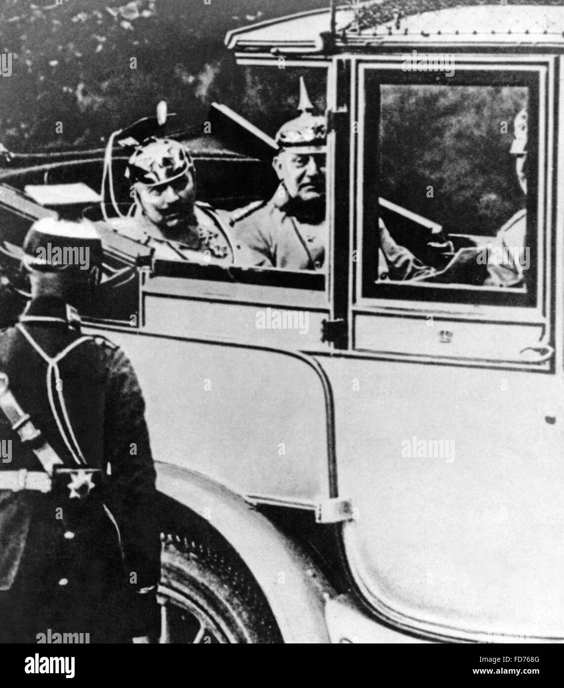Colonel General von Moltke with Wilhelm II, 1913 Stock Photo
