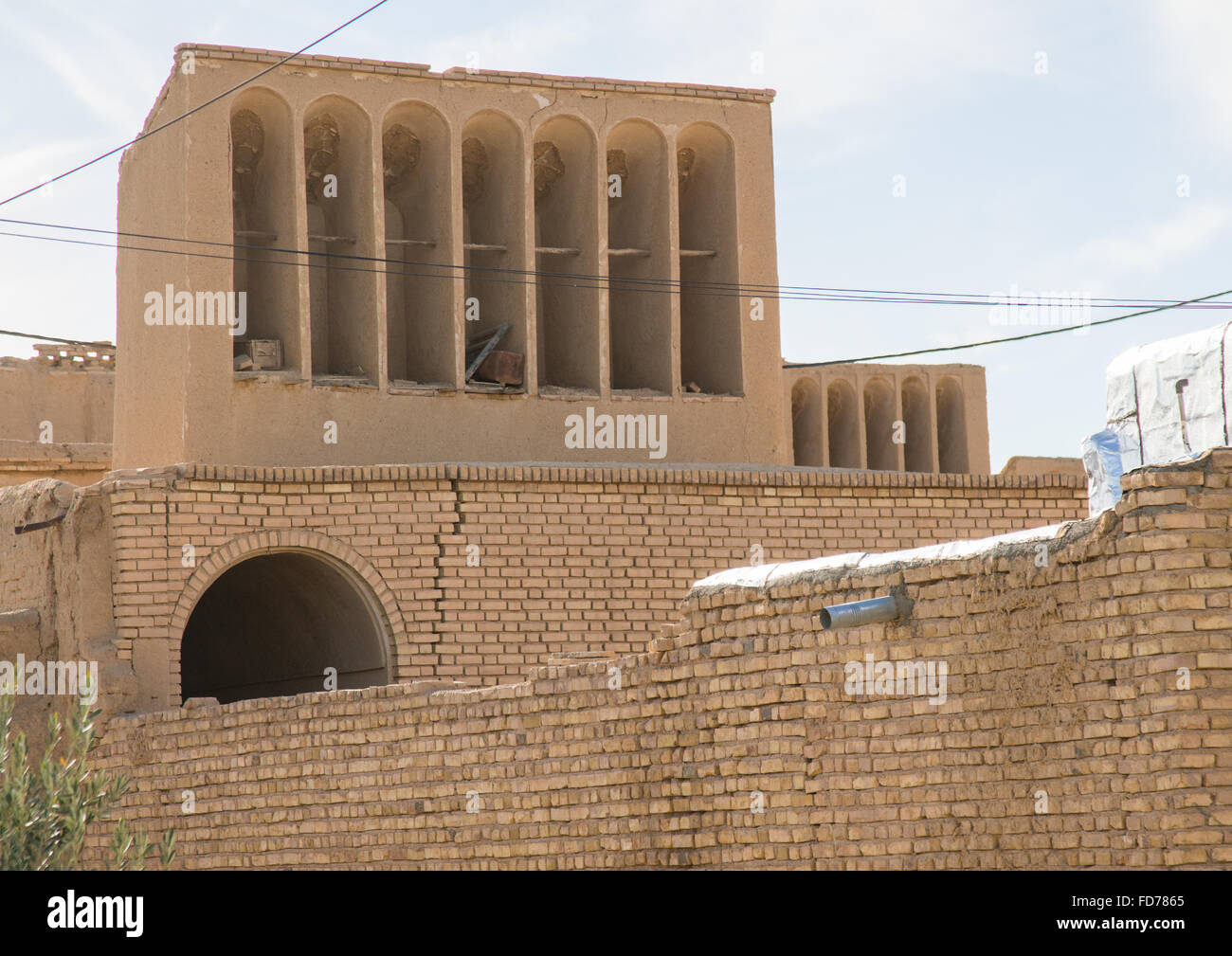 architecture cooling systems hydrogel wind tower used as natural cooling system in iranian traditional architecture ardakan county aqda iran architecture cooling systems hydrogel wind tower used as natural cooling system in iranian traditional architecture ardakan county aqda iran