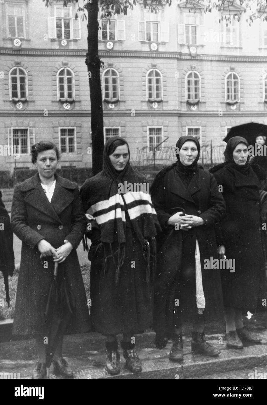 Bessarabia German resettlers in Graz, 1941 Stock Photo