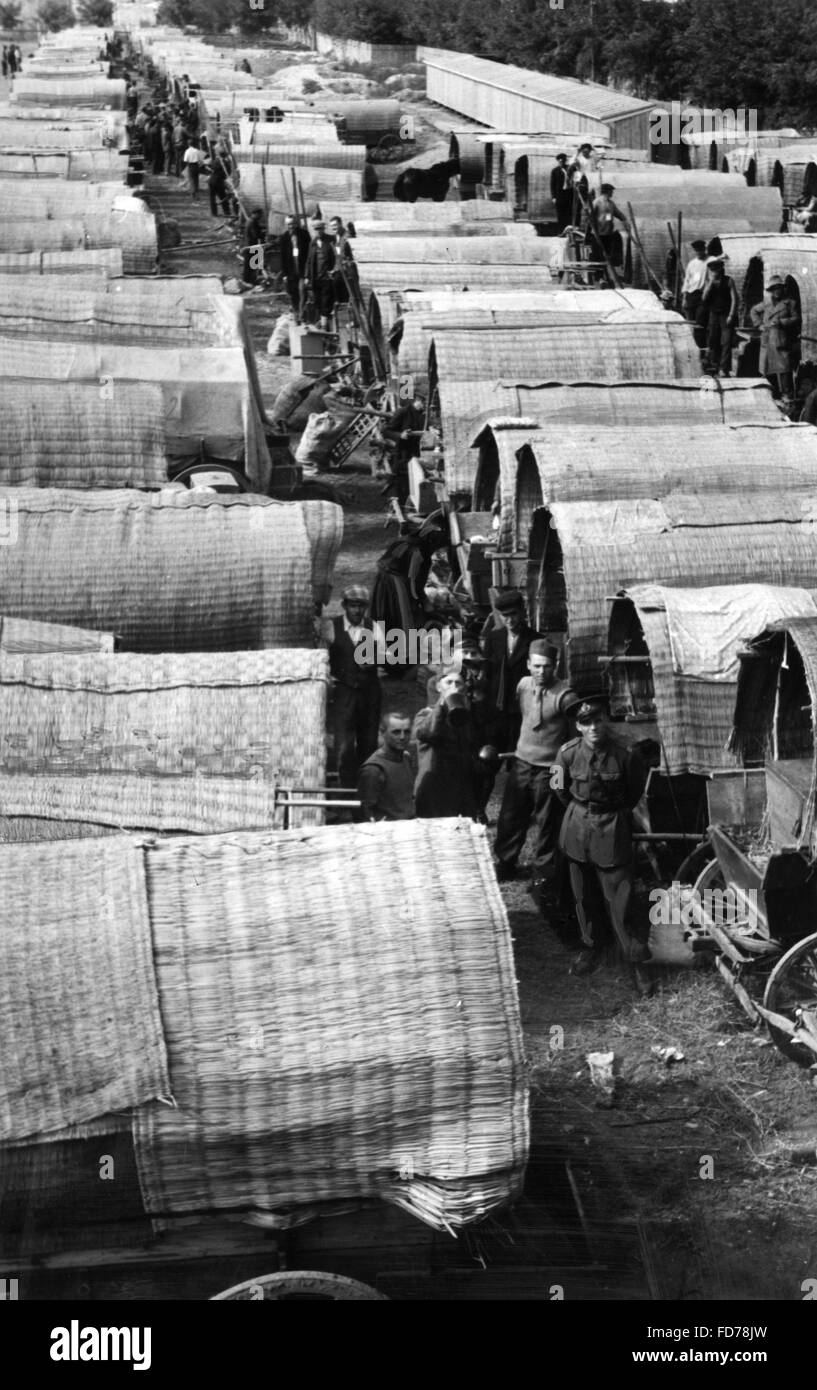 Camp of BessarabiaGermans in Galati, 1940 Stock Photo Alamy