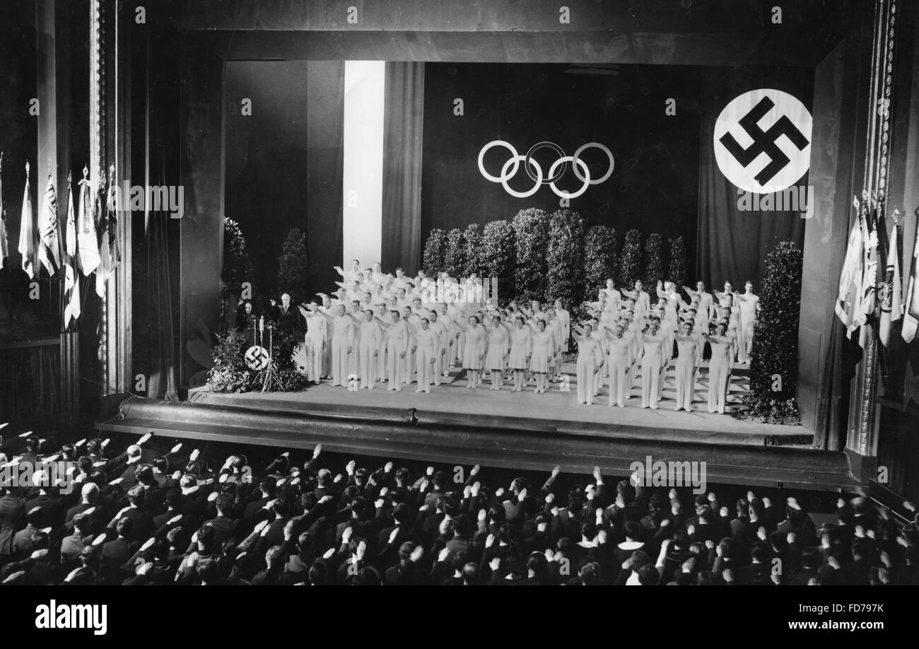 Swearing the Olympic Oath at the Deutsche Oper Berlin, 1934 Stock Photo