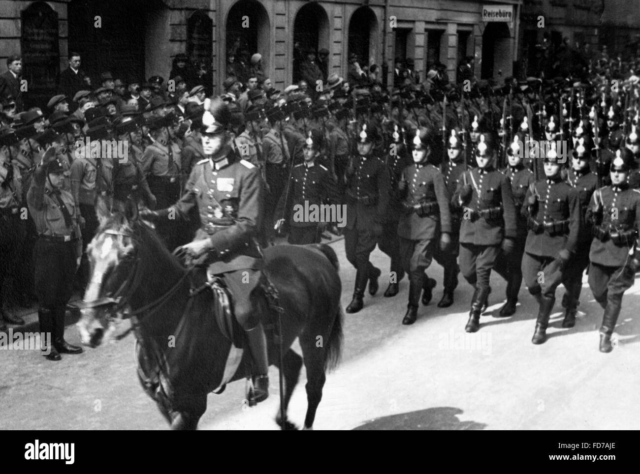 March of the police, 1930s Stock Photo