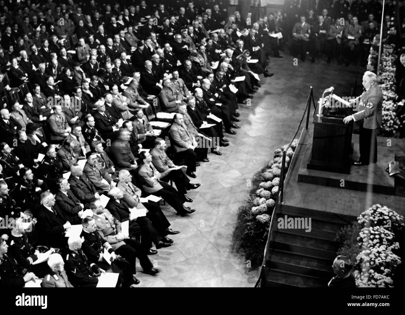 Robert Ley at the joint annual meeting of the Reich Chamber of Culture and the KdF, 1936 Stock Photo