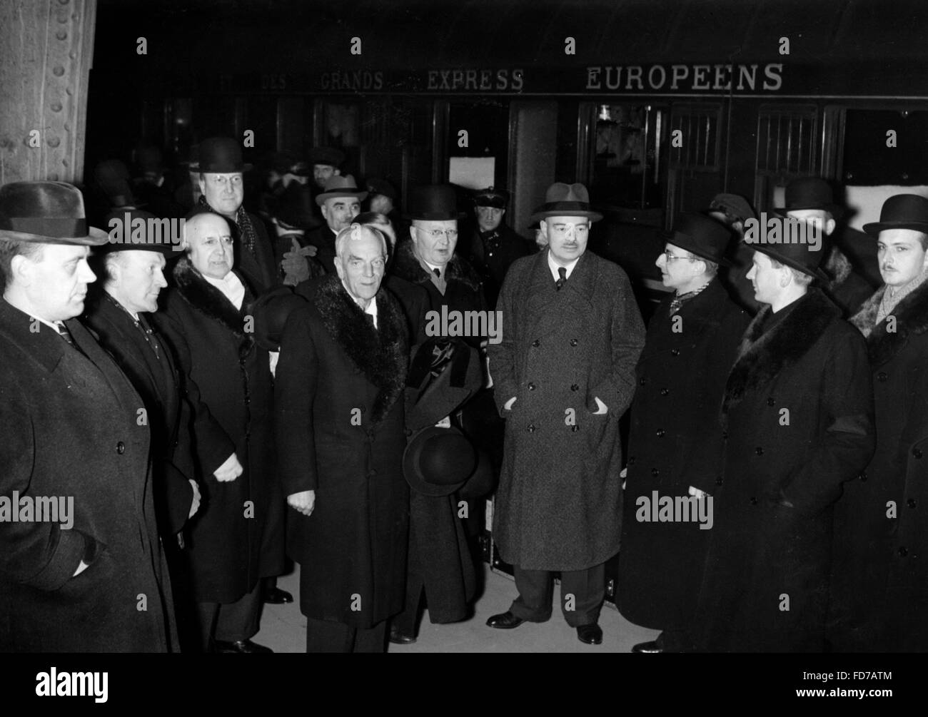 Nazi jurist delegation around Erwin Bumke in Warsaw, 1938 Stock Photo