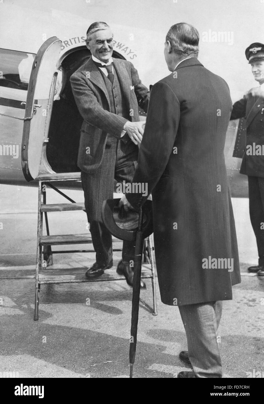 Ribbentrop welcomes Chamberlain at the airport Oberwiesenfeld, 1938 Stock Photo