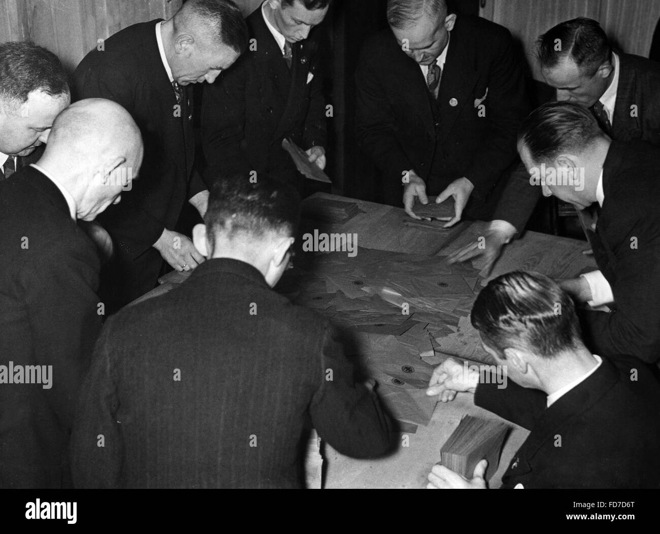 Counting votes of the Reichstag election 1936 in BerlinMitte Stock