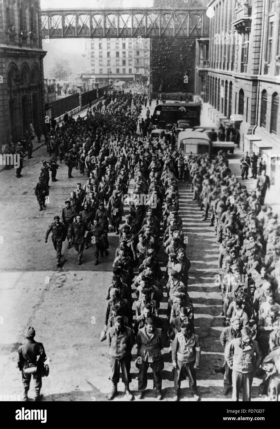 German captive prisoners war Black and White Stock Photos & Images - Alamy