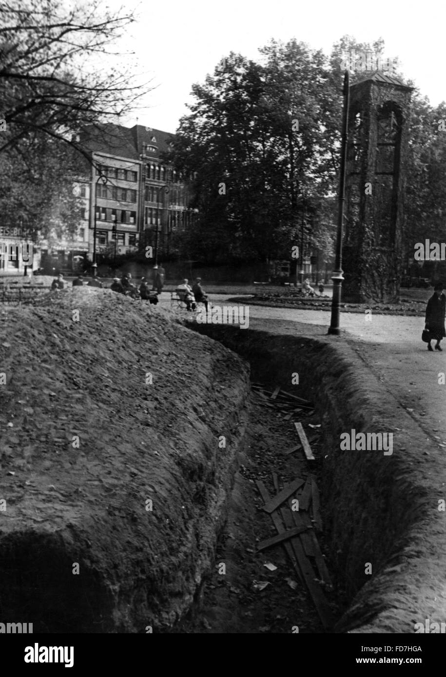 Splinter protection trench in Berlin, 1943 Stock Photo - Alamy