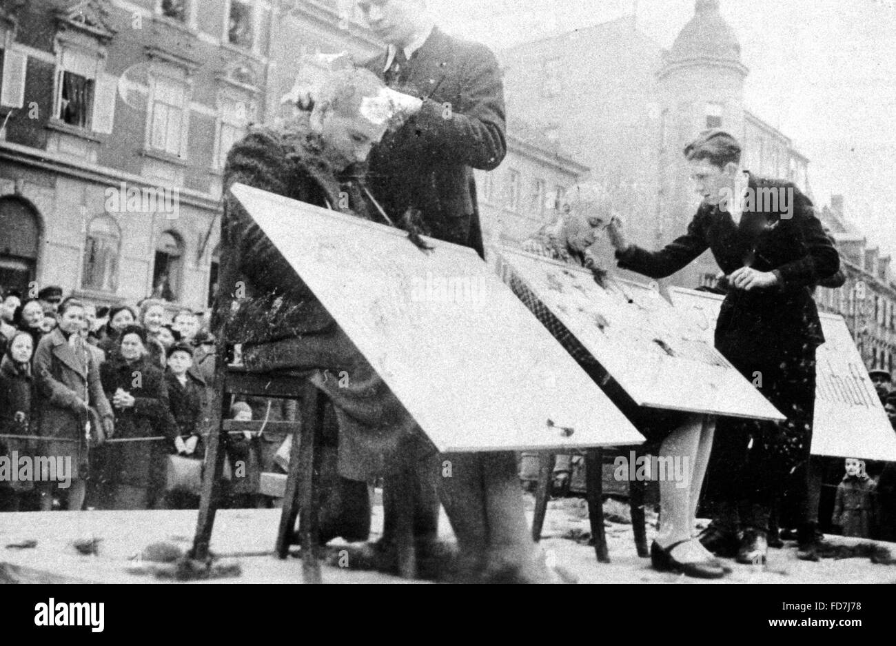 Prisoners punishment hires stock photography and images Alamy