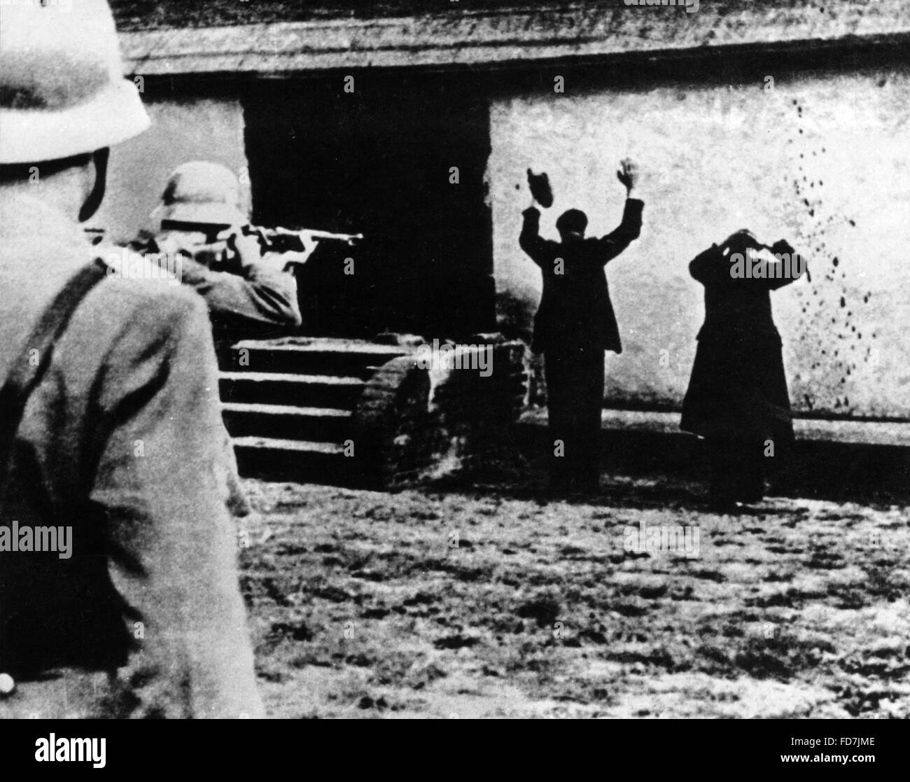 Execution by SS Einsatzgruppen command Stock Photo