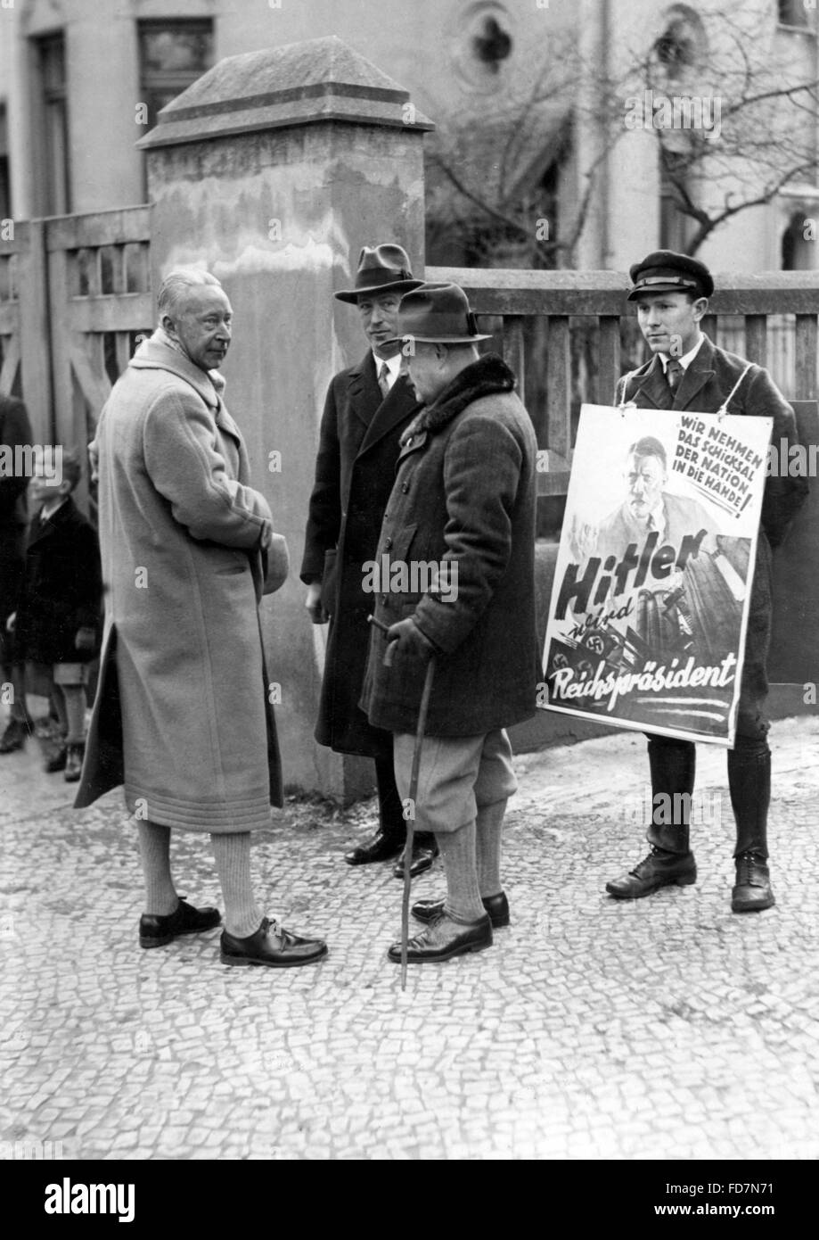 Prince William of Prussia at the election of the Reich President, 1932 Stock Photo