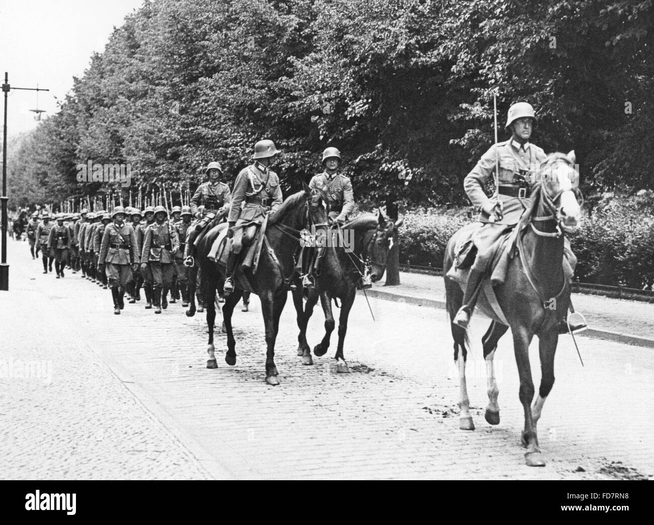 9th regiment infantry Black and White Stock Photos & Images - Alamy