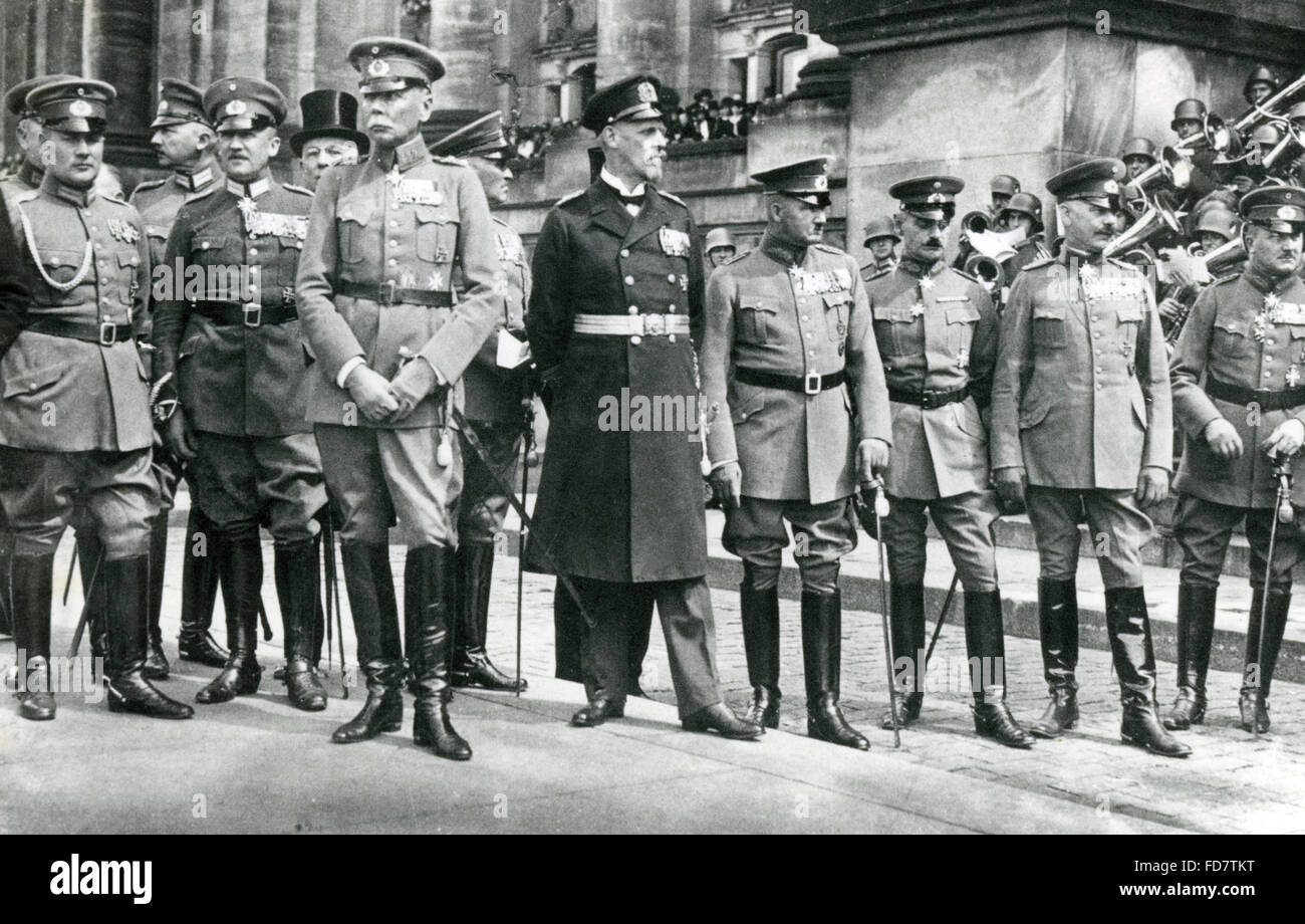 Kurt von Schleicher and Hans von Seeckt at the Celebration of the Constitution, 1924 Stock Photo