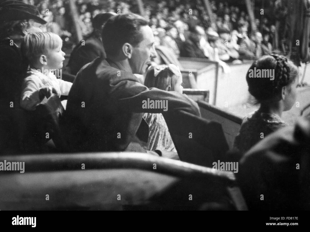 Joseph Goebbels with his family in Circus Krone, 1937 Stock Photo
