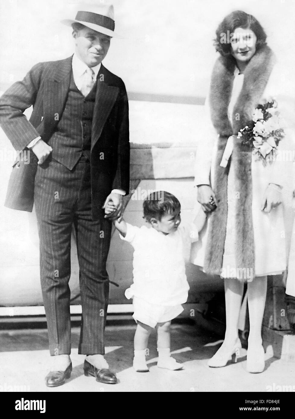 Charlie Chaplin with his wife Lita Grey, 1925 Stock Photo