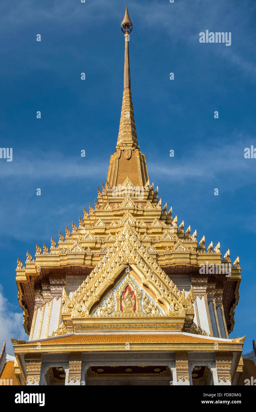 Wat Trimitr. Temple of the Gold Buddha Stock Photo - Alamy