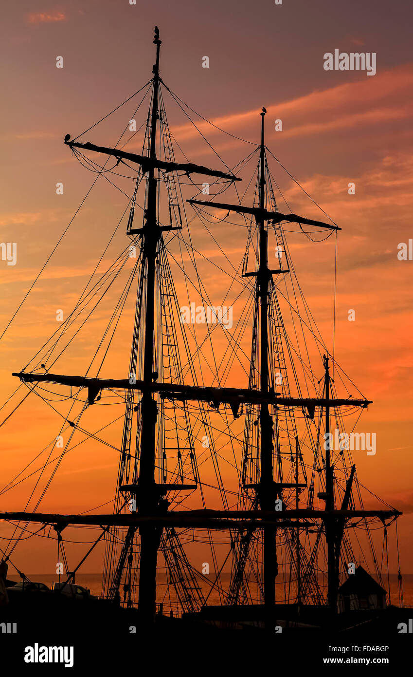 Tall Ship Rigging at Sunrise, Charlestown, Cornwall Stock Photo Alamy