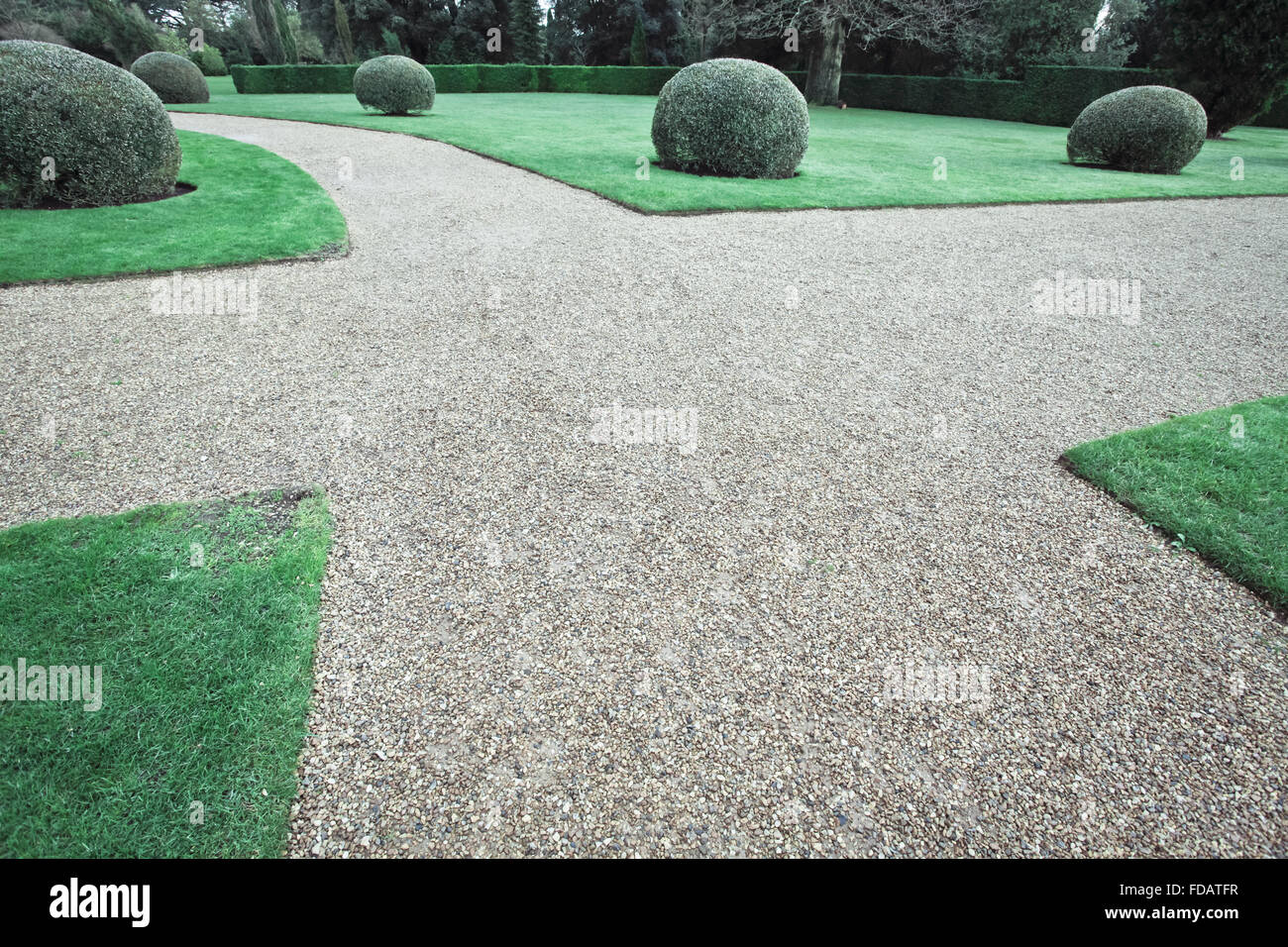 Gravel path hi-res stock photography and images - Alamy
