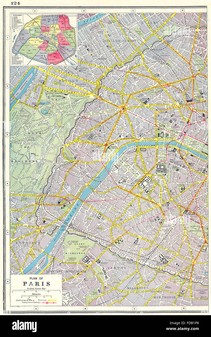 PARIS WEST: Plan of Paris west sheet; inset Arrondissements, 1920 vintage map Stock Photo