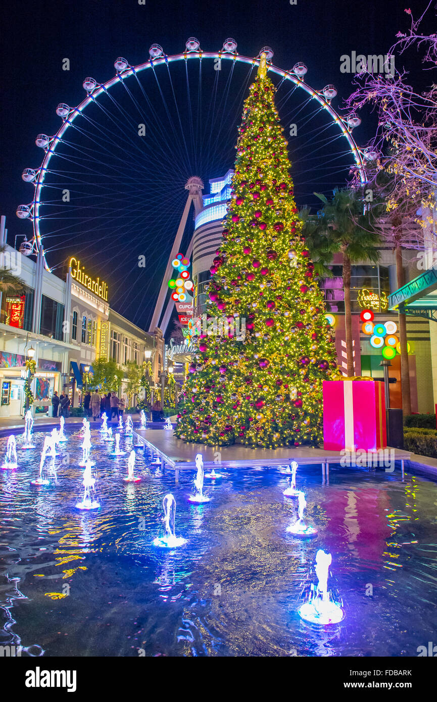 Las vegas linq christmas hires stock photography and images Alamy