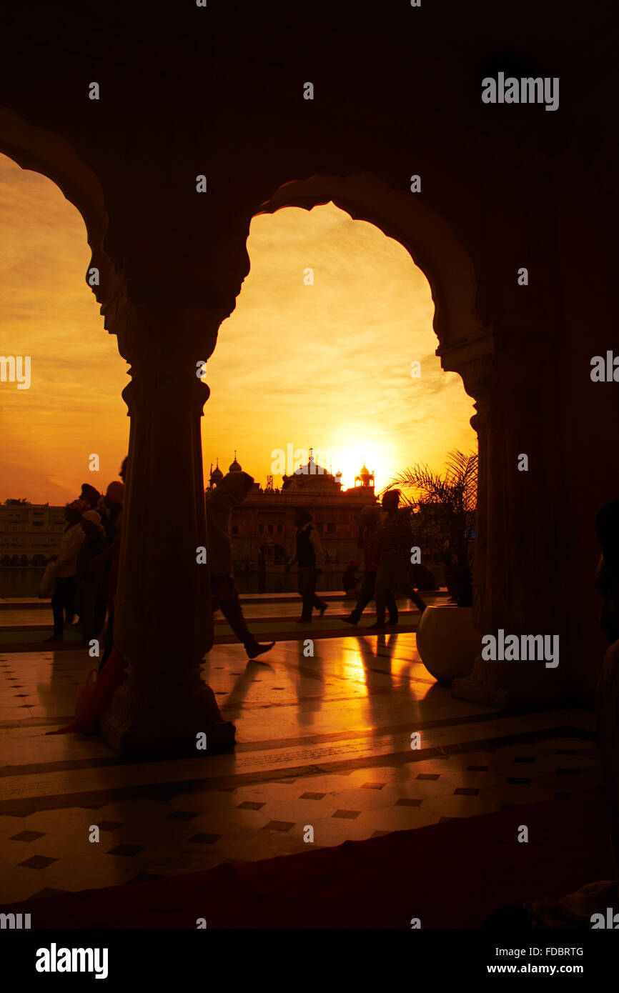 Golden temple amritsar arch hi-res stock photography and images - Alamy