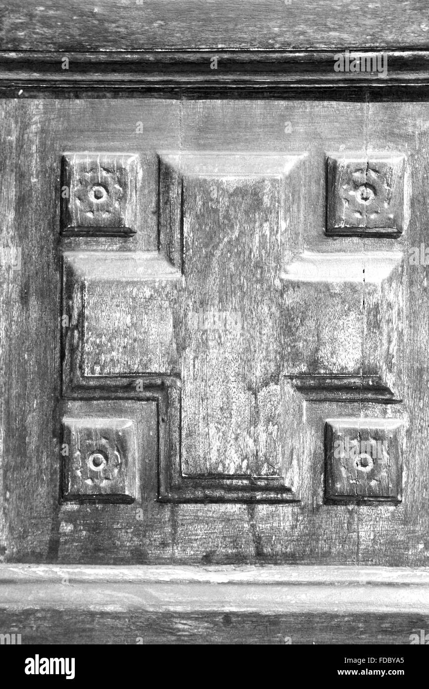 texture of a brown old door in italy europe Stock Photo - Alamy