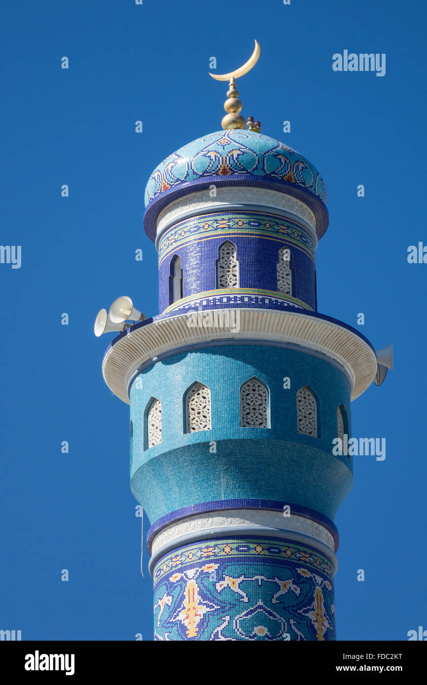 Muttrah Mosque Oman, Muscat, Muttrah, Mosque minaret Stock Photo - Alamy