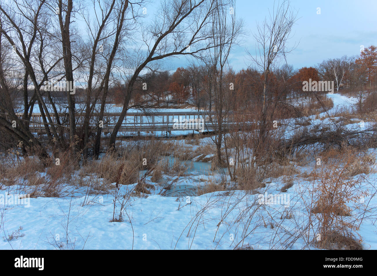 lebanon hills regional park footbridge crossing mcdonough lake and