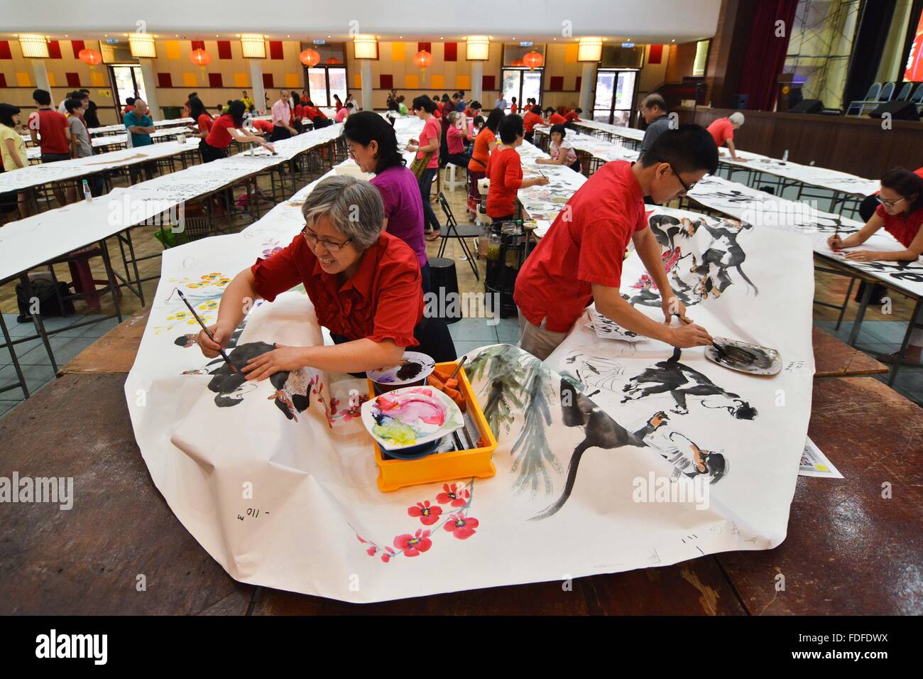 People Draw A Painting In Kelang Malaysia On Jan 31 2016 Fifty Painters Created 1905 Meter Long Seven Hours Sunday Hitting Record People Draw A Painting In Kelang Malaysia On Jan 31 2016 Fifty Painters Created 1905 Meter Long Seven Hours Sunday Hitting Record