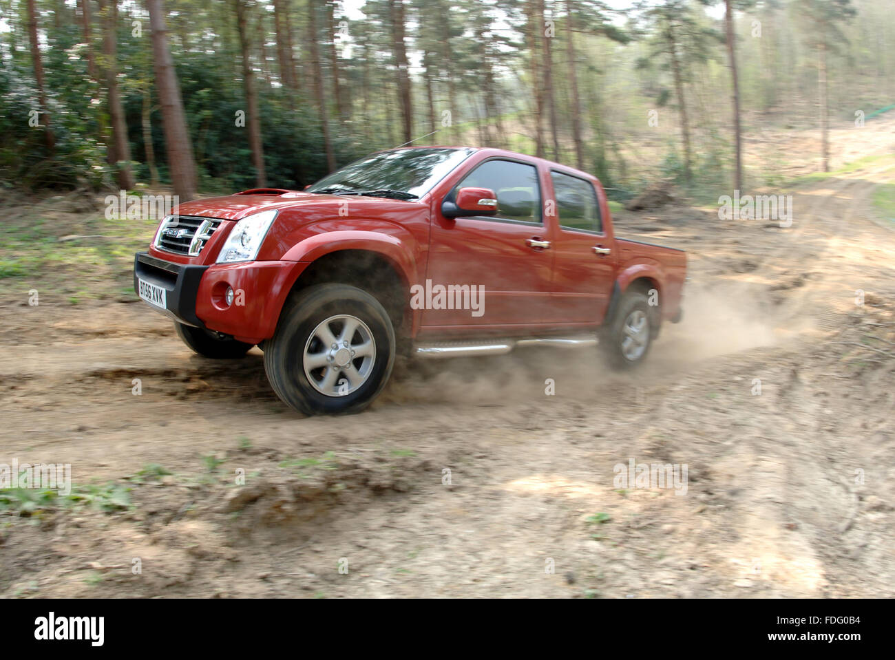 Isuzu Rodeo 2007 Isuzu rodeo hi-res stock photography and images - Alamy