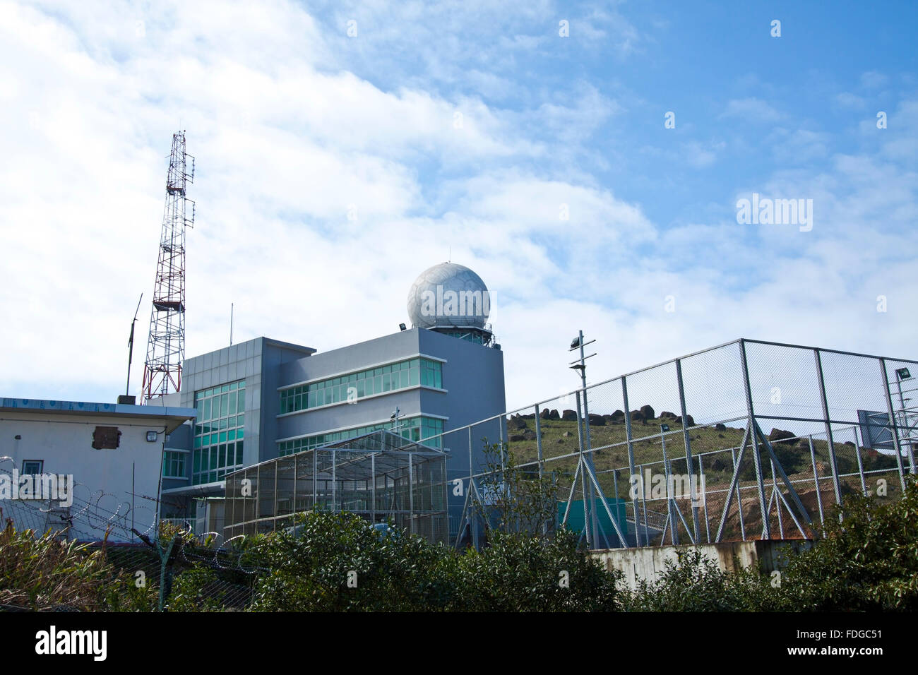 Weather station at top of Hong Kong, Tai Mo Shan Stock Photo Alamy