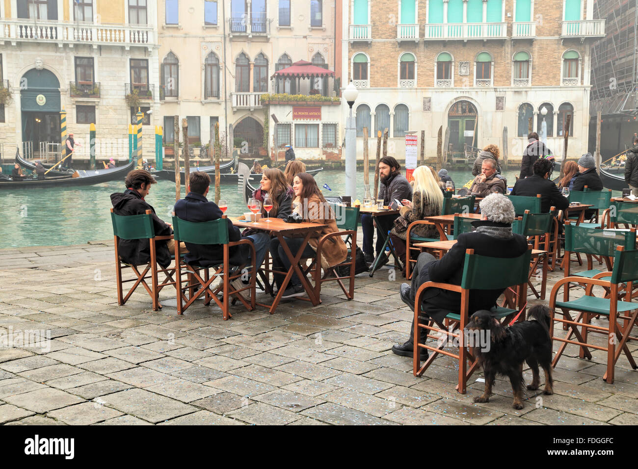 Caffe rialto hi-res stock photography and images - Alamy