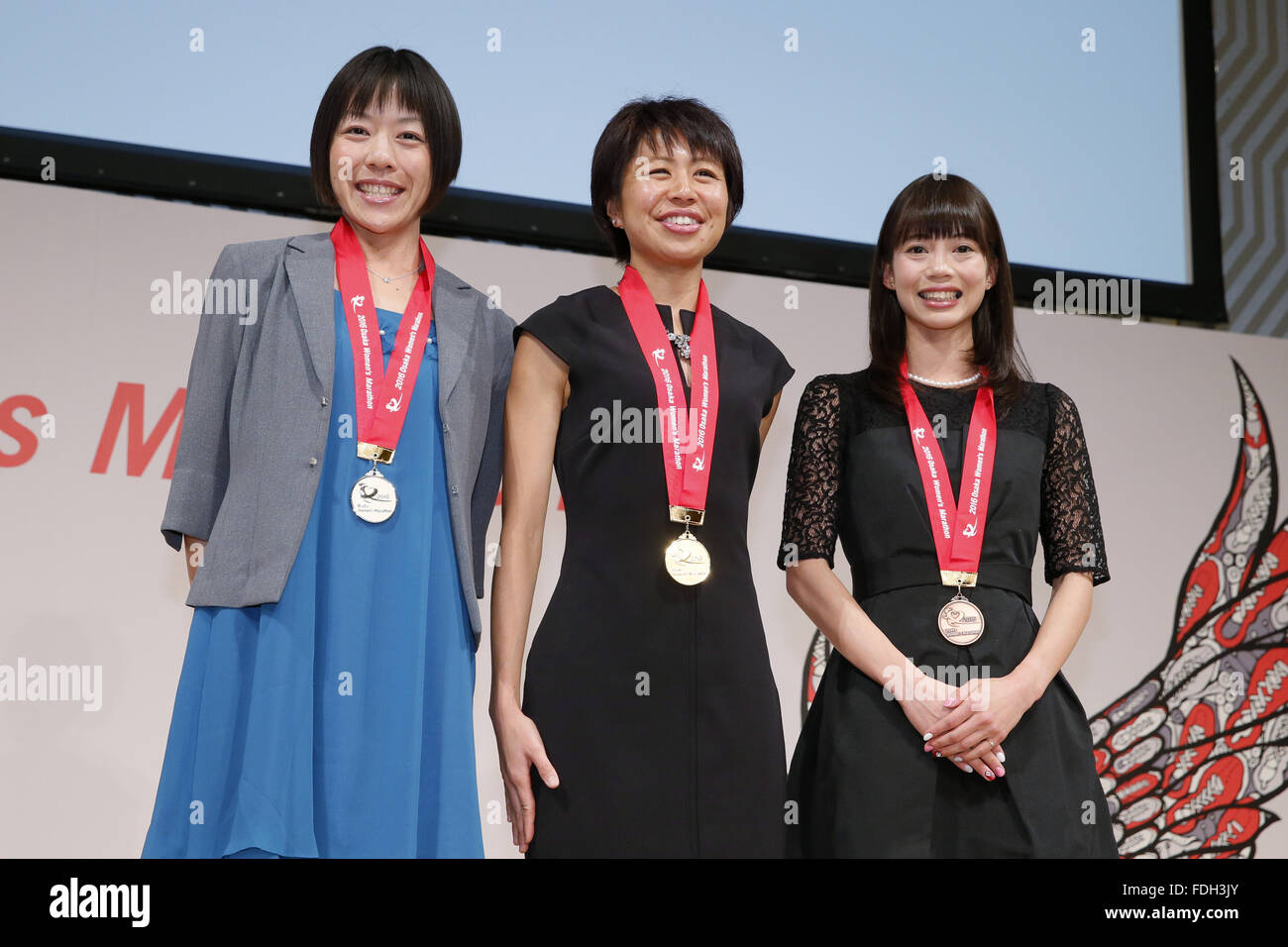 Osaka, Japan. 31st Jan, 2016. (L-R) Misato Horie, Kayoko Fukushi, Risa Takenaka Marathon : Kayoko Fukushi poses with her gold medal during the 2016 Osaka International Ladies Marathon Award Ceremony in Osaka, Japan . © Yusuke Nakanishi/AFLO SPORT/Alamy Live News Stock Photo