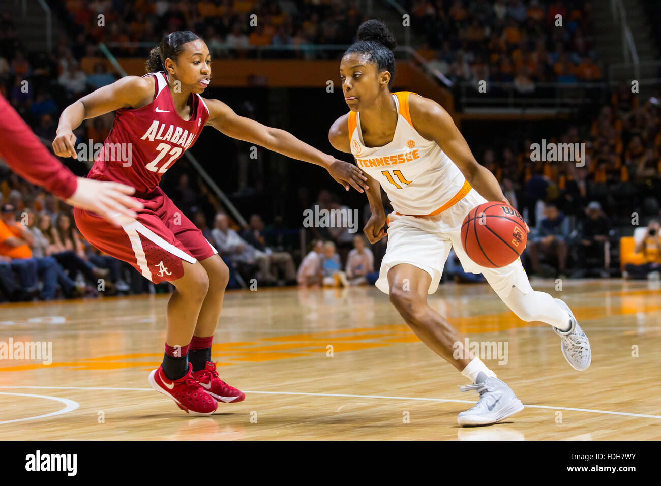 January 31, 2016: Diamond DeShields #11 of the Tennessee Lady Volunteers drives to the basket against Karyla Middlebrook #22 of the Alabama Crimson Tide during the NCAA basketball game between the University of Tennessee Lady Volunteers and the University of Alabama Crimson Tide at Thompson Boling Arena in Knoxville TN Tim Gangloff/CSM Stock Photo