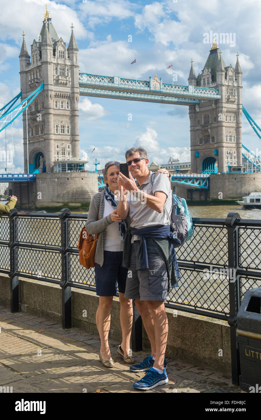 Selfie london bridge hires stock photography and images Alamy