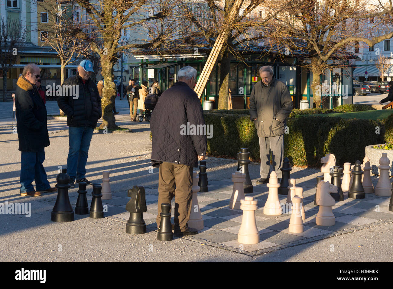 Two men playing chess in Gmunden, Upper Austria Stock Photo