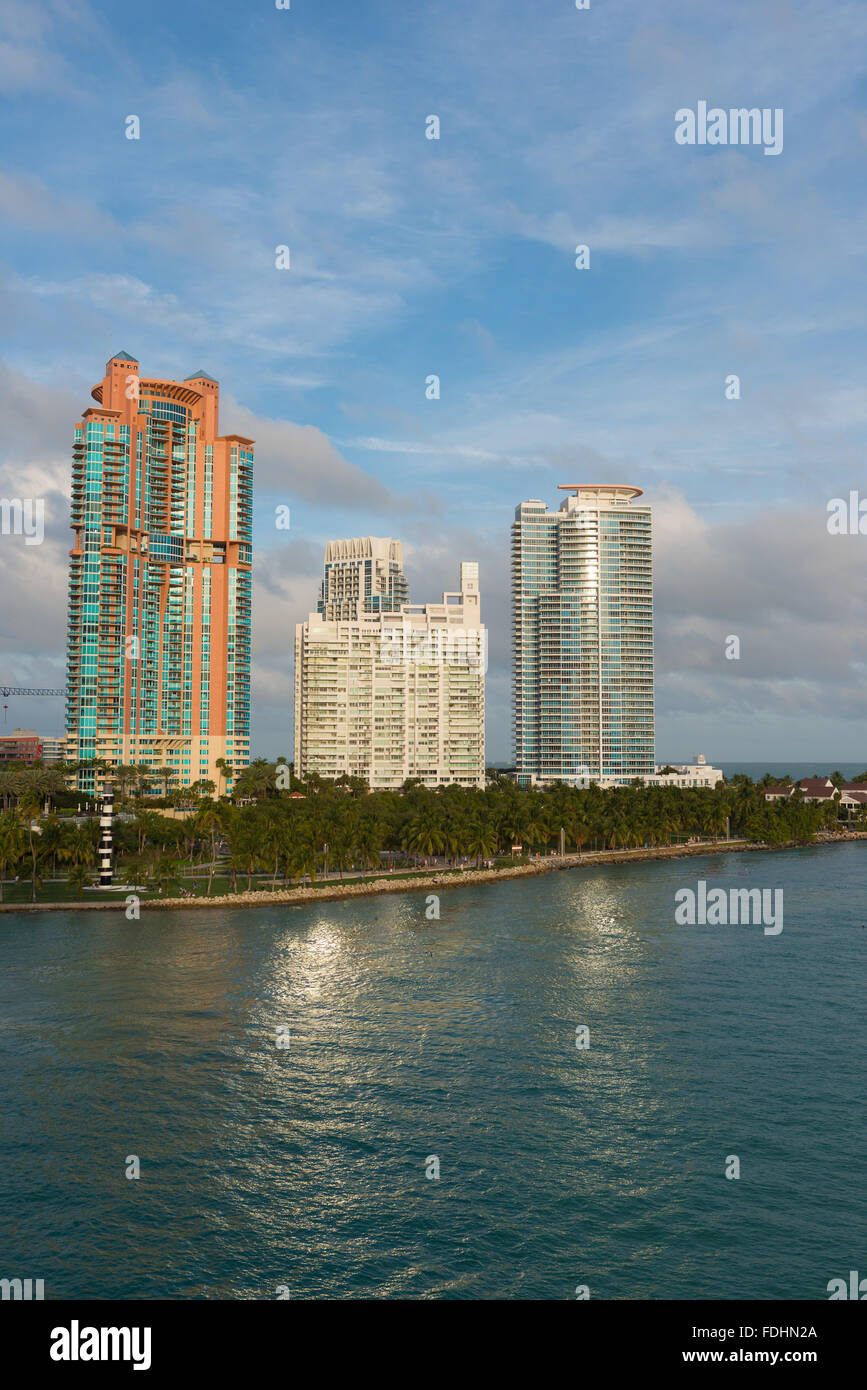 Luxurious Apartment buildings in Miami South Beach near South Pointe