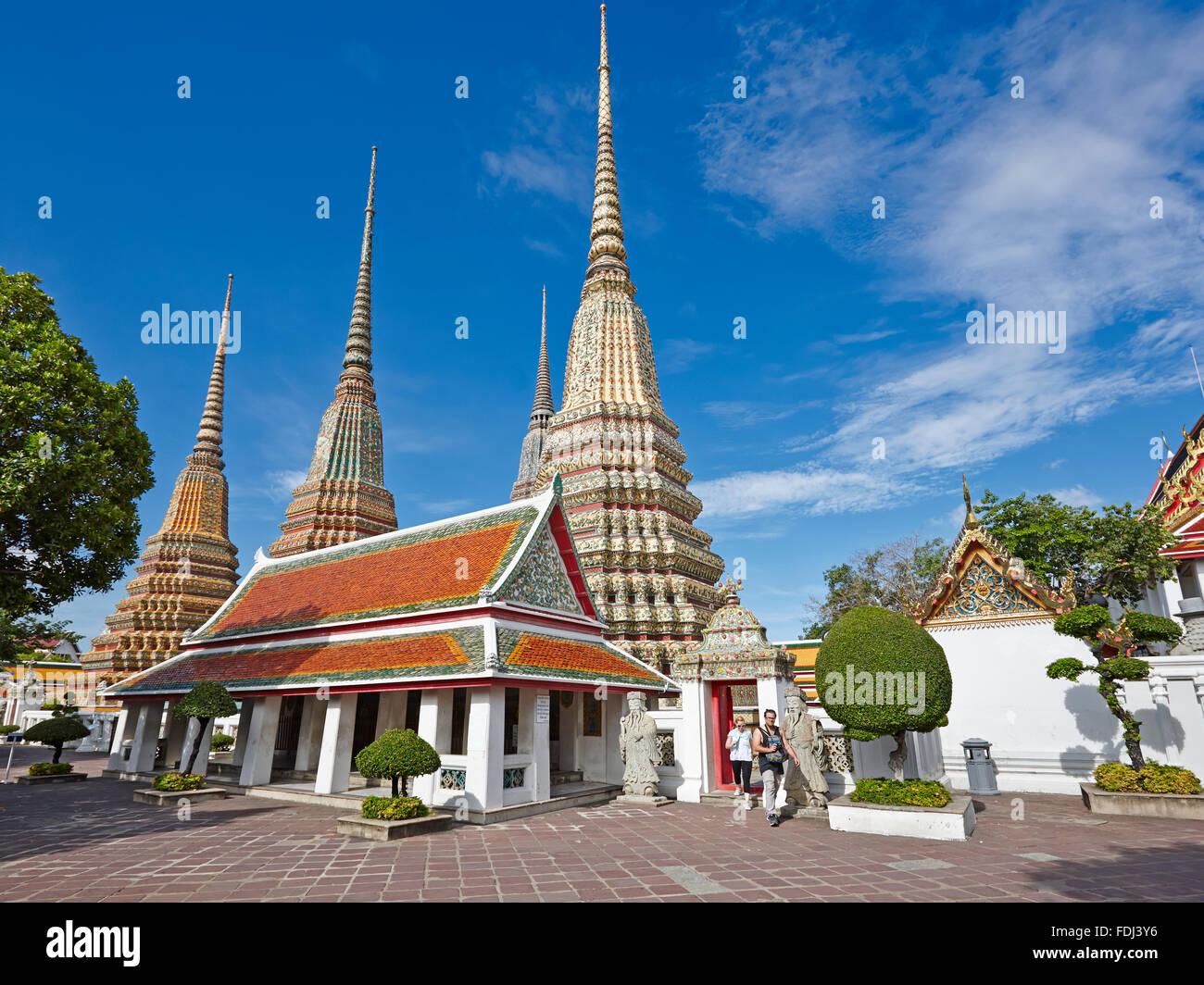 Phra Maha Chedi Si Rajakarn (The Great Pagodas of Four Kings) in Wat Pho  Temple. Bangkok, Thailand Stock Photo - Alamy