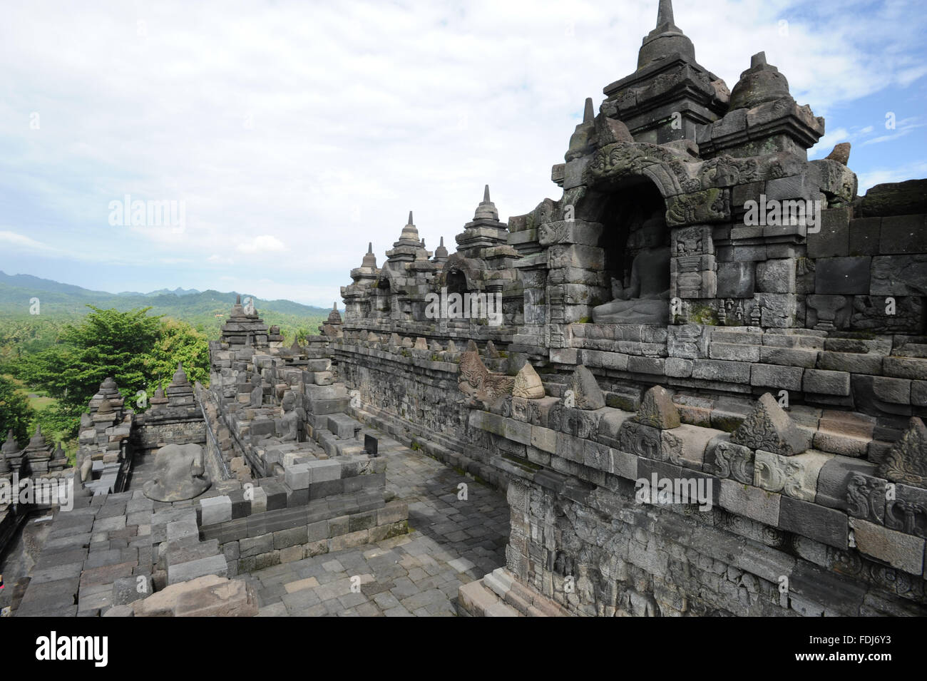 Statues on borobudur temple hi-res stock photography and images - Alamy