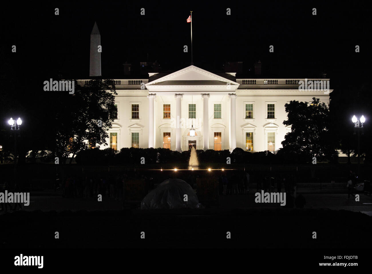 Whitehouse washington dc night hi-res stock photography and images - Alamy