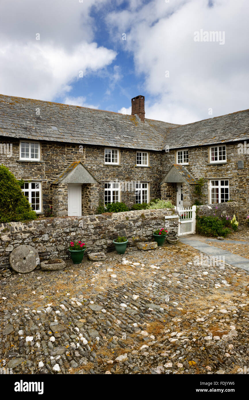16th century farm house hires stock photography and images Alamy